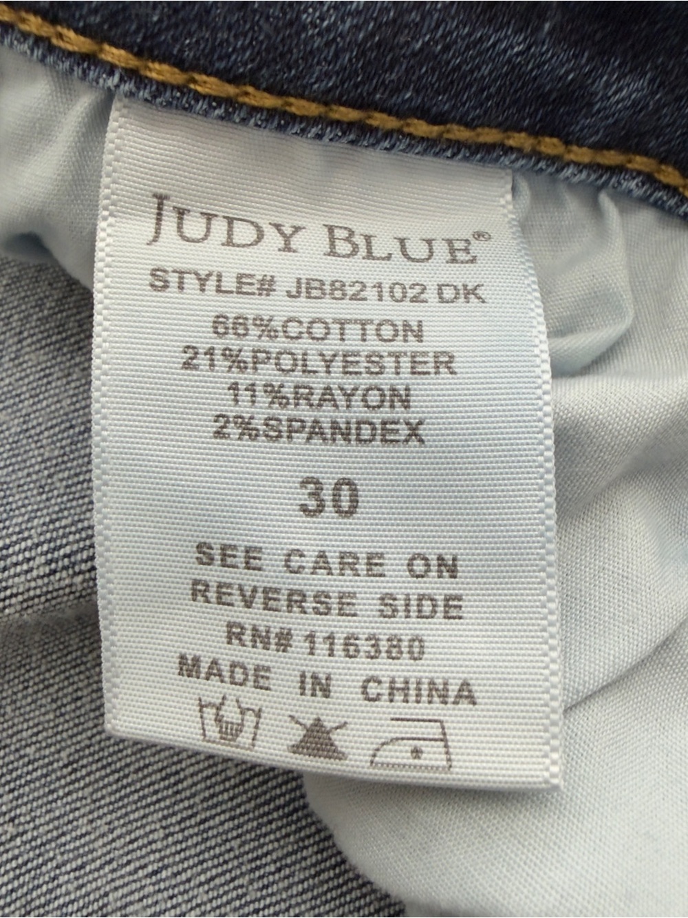 Judy Blue Jeans Women Size 30 Relaxed Fit Cropped Jeans Dark Wash Stretch - Picture 2 of 7